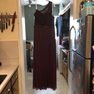 David’s bridal bridesmaid dress size 18 never worn